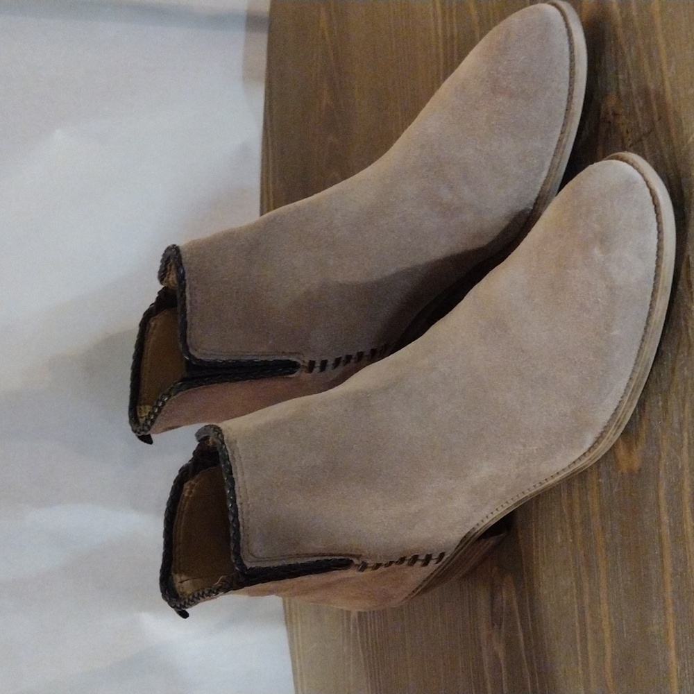 women's Franco Sarto -ankle boot shoes Tan Suede size 10m